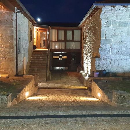 Casa Rural Rectoral Santa Baia Boimorto  Bilik gambar